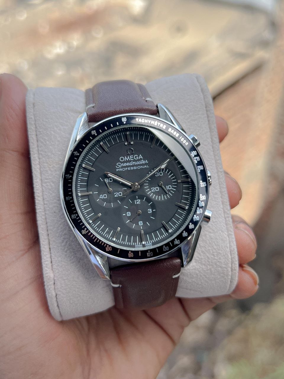 photo_2026-04-15_10-58-35 Omega Speedmaster Professional Leather Strap 211