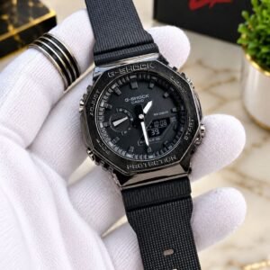 Casio G-SHOCK 2100-series analog-digital Watch 4
